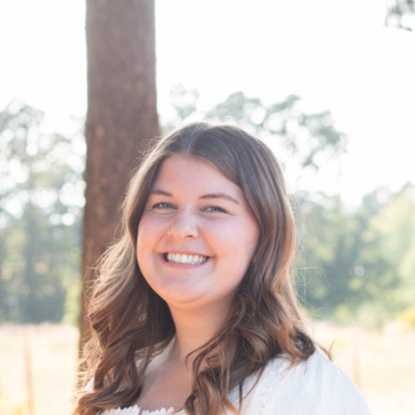 Aylssa  Burnett Photo